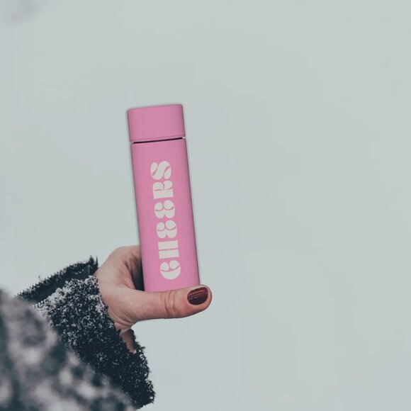 ($6) Sassy Flask - Cheers - Picture 1 of 5